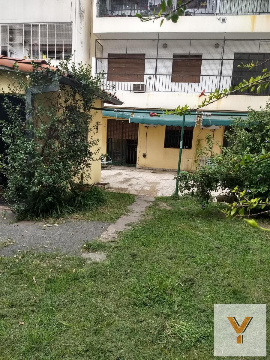 Apartment for Sale - 3 Bedrooms, 2 Bathrooms - 214 m² - Flores Norte