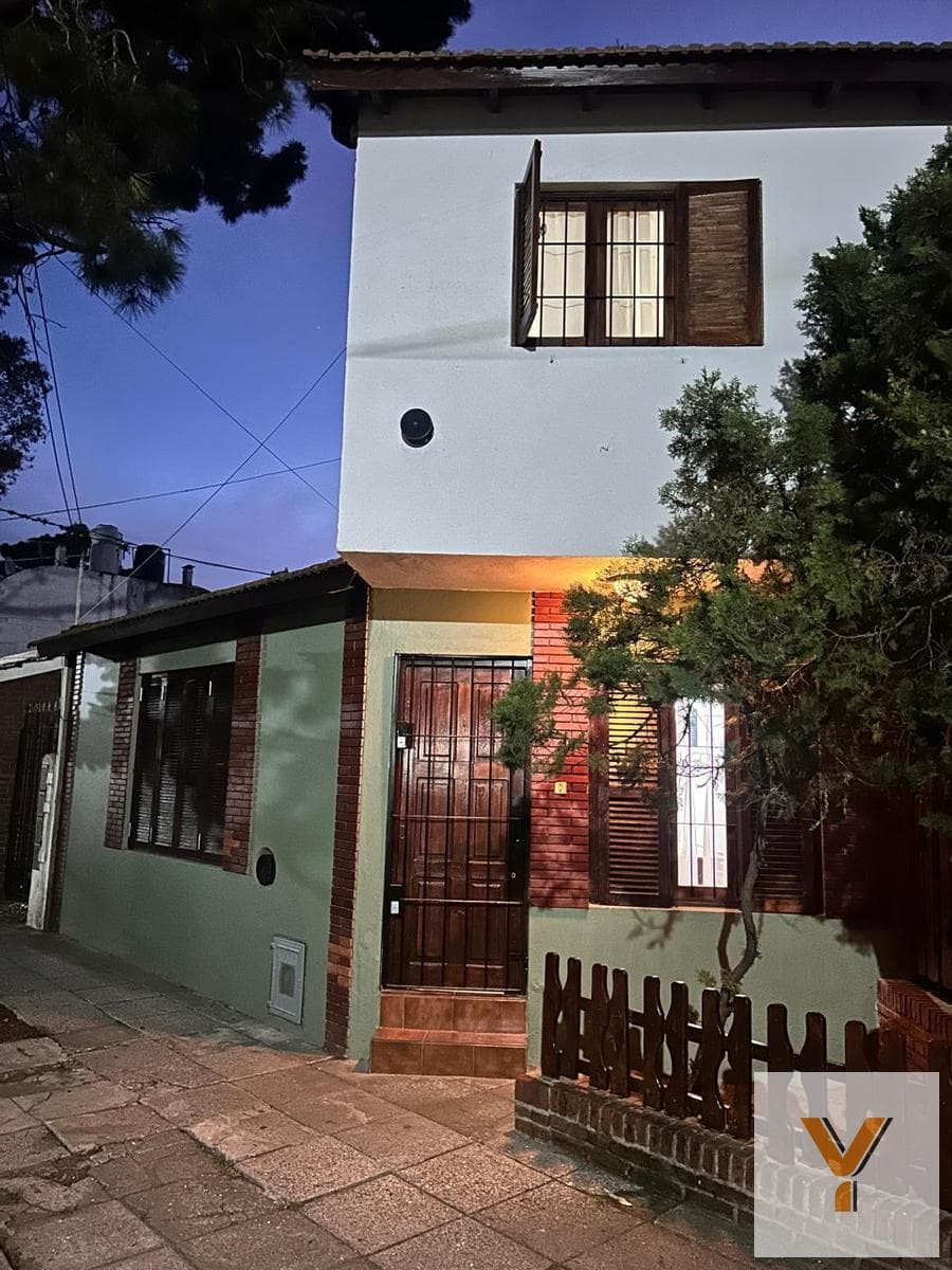 Duplex for sale - 3 bedrooms, 2 bathrooms - 78 m² - San Bernardo del Tuyú