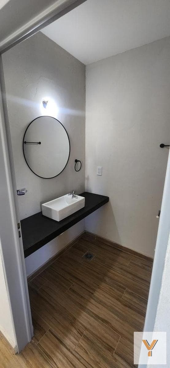 House for Sale - 3 Bedrooms, 4 Bathrooms - Garage - 650 square meters - Hudson
