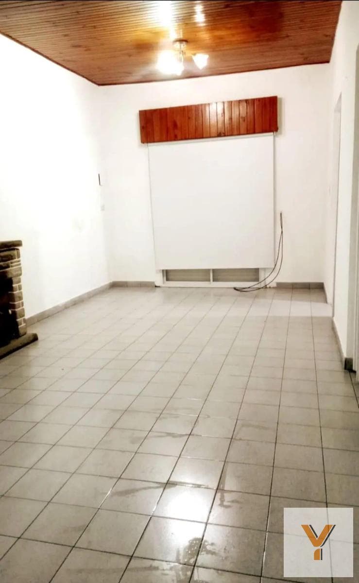 Homes for Sale - 2 Bedrooms, 2 Bathrooms - 300 square meters - Morón