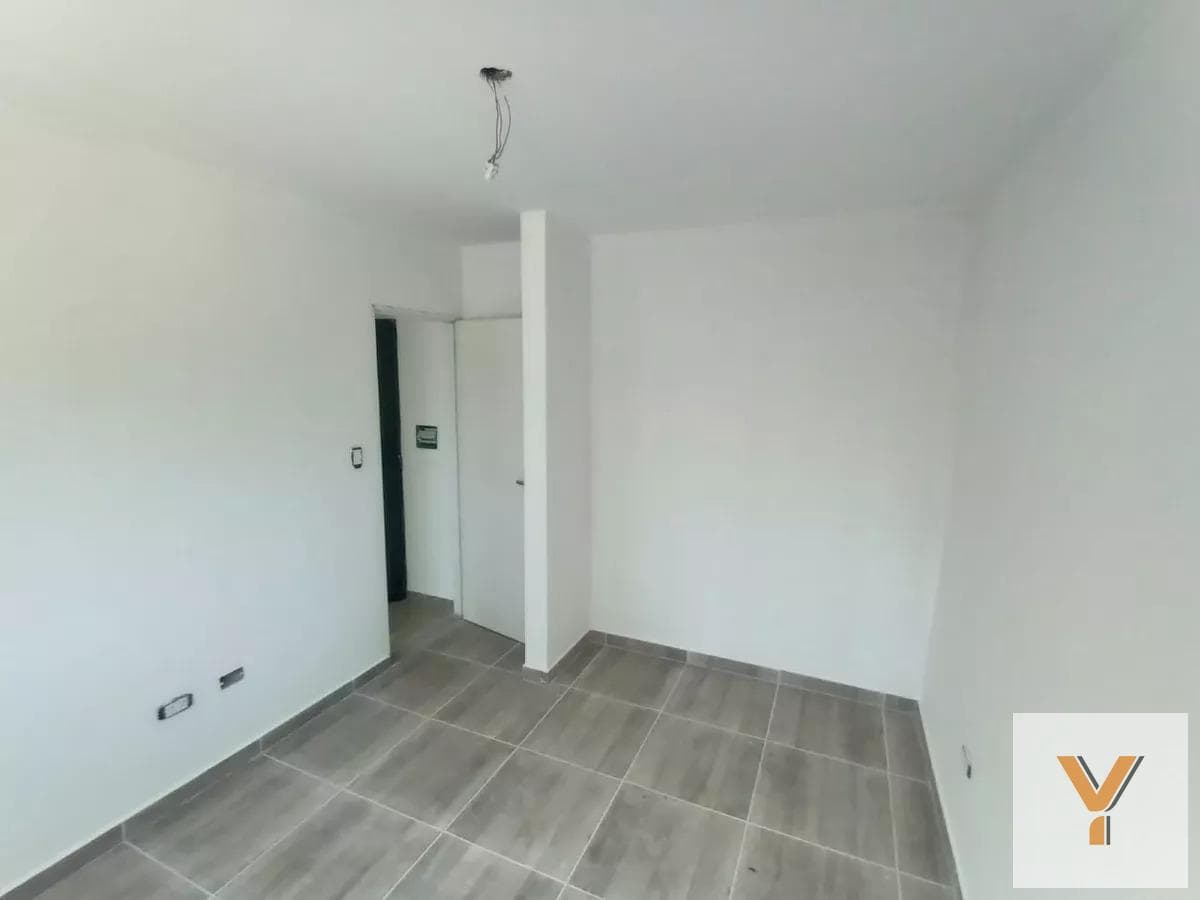 Apartment for Sale - 1 Bedroom, 1 Bathroom - 40 m² - Morón