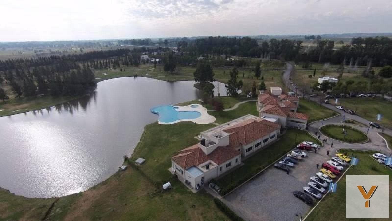 Land for Sale - 1,450 m² - Club Miralagos