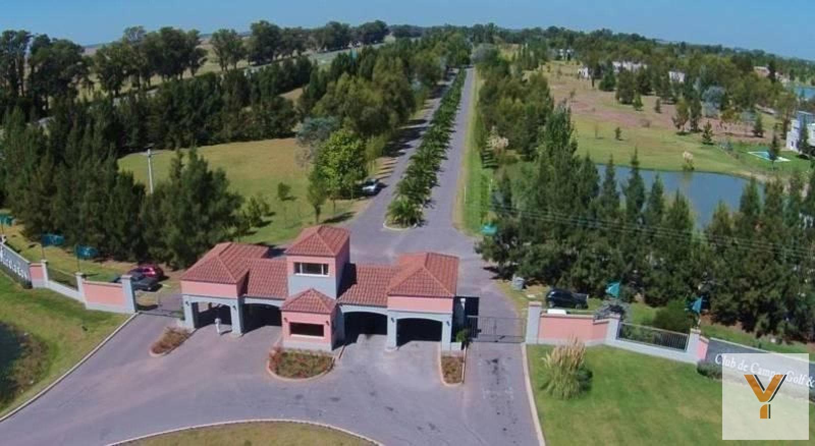 Land for Sale - 1,450 m² - Club Miralagos