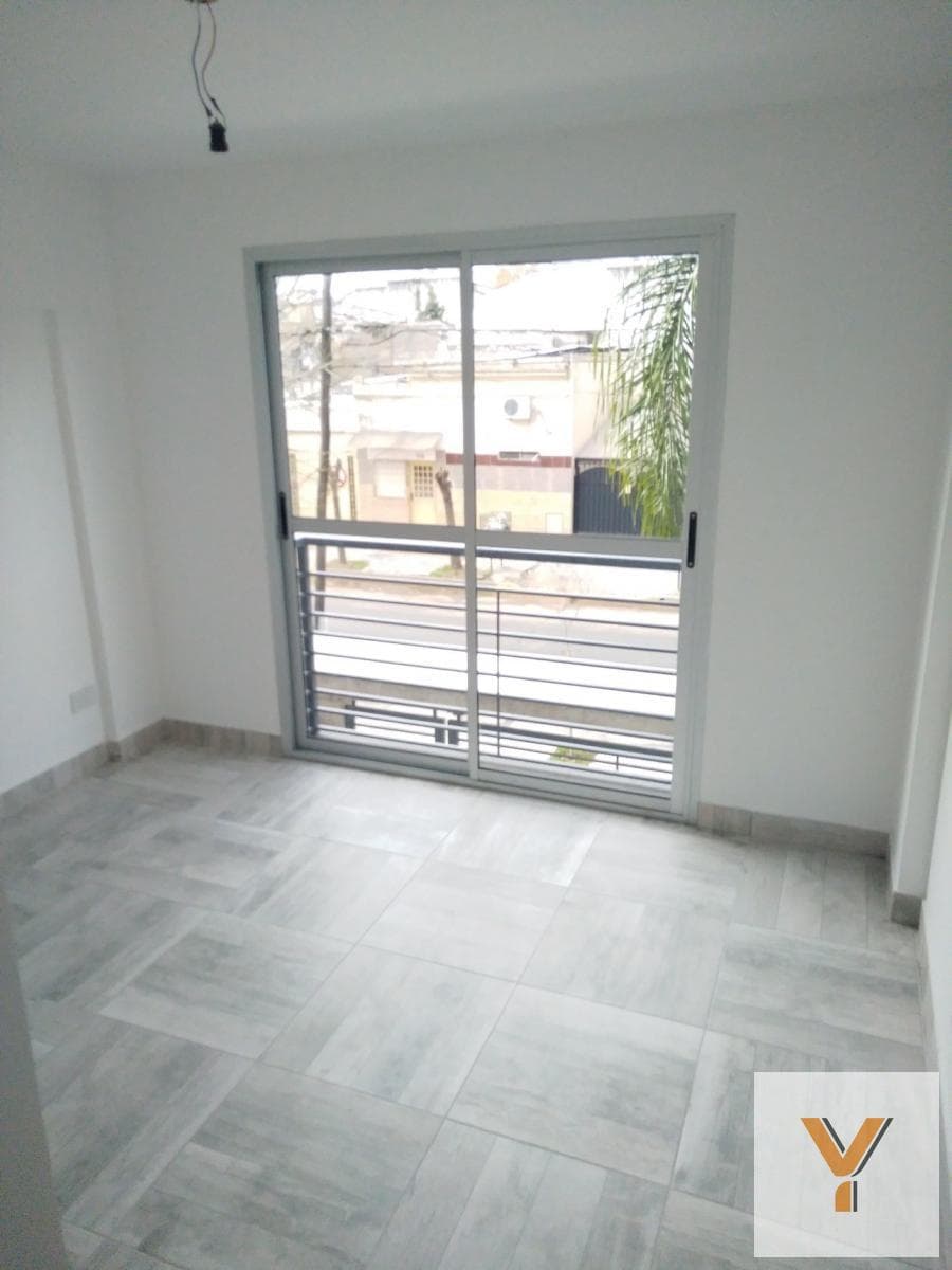 Apartment for Sale - 1 Bedroom, 1 Bathroom - 39 m² - Morón