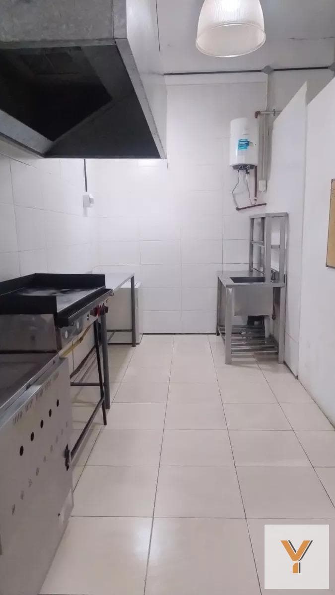 Business for Sale - Burger Joint - 100 square meters - Liniers