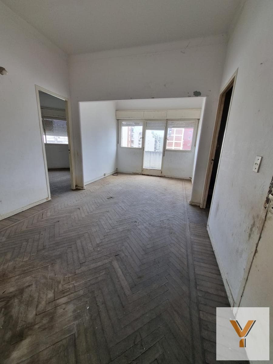 Apartment for Sale - 3 Bedrooms, 2 Bathrooms - 92 m² - Flores