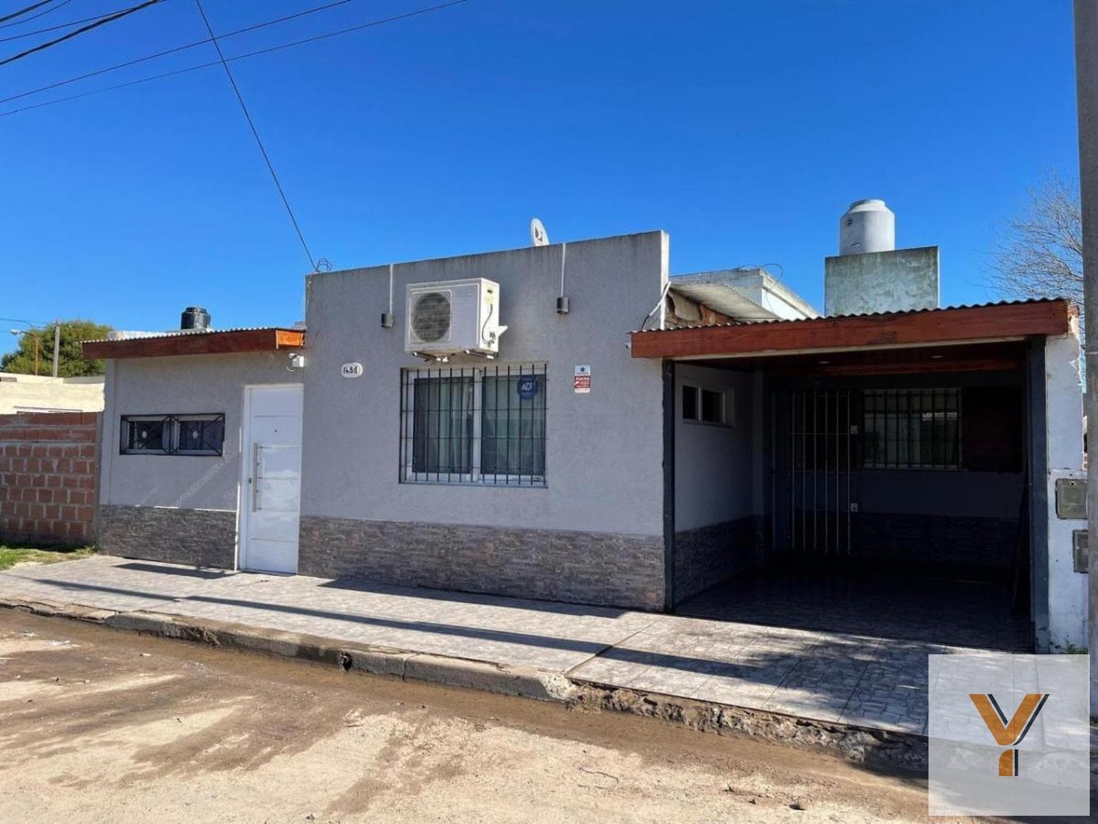 House for Sale - 3 Bedrooms, 1 Bathroom - Apartment - 250 m² - Chascomús