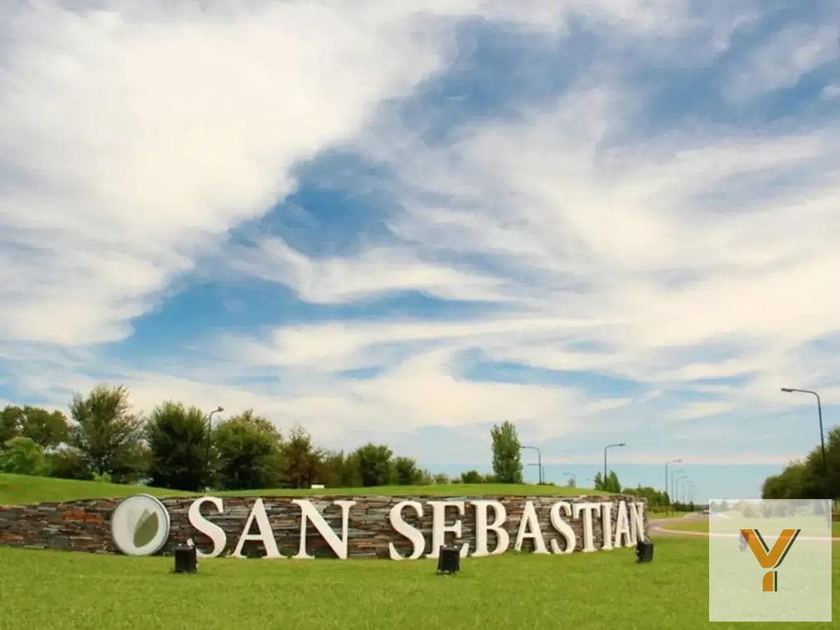 Land for Sale - 820 m² - San Sebastián