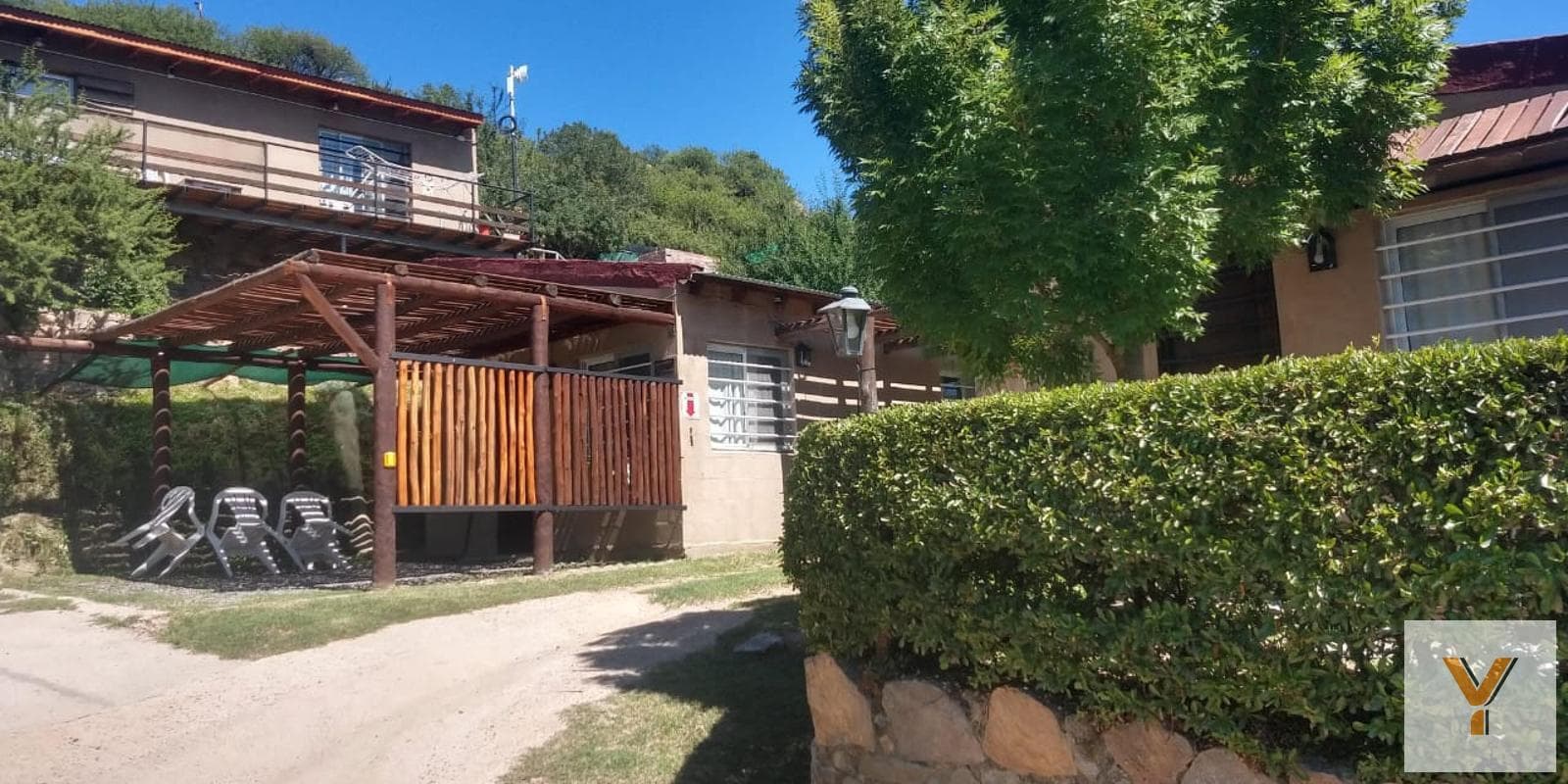 House for Sale - 3 Bedrooms, 3 Bathrooms - Cabañas - 550 m² - El Trapiche