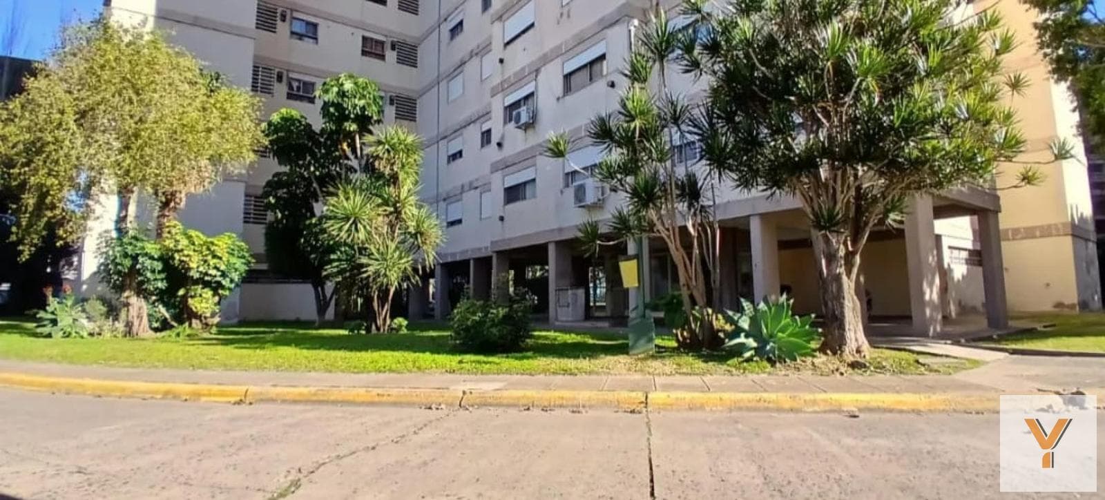Apartment for Sale - 2 Bedrooms, 1 Bathroom - Garage - 64 m² - Wilde
