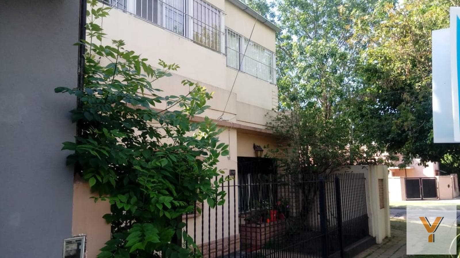 House for Sale - 3 Bedrooms, 2 Bathrooms - Garage - 180 m² - Hurlingham
