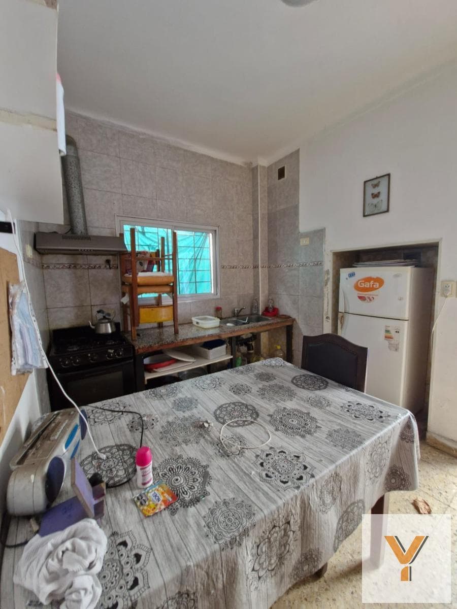 House for Sale - 3 Bedrooms, 2 Bathrooms - 410 m² - Mar del Plata