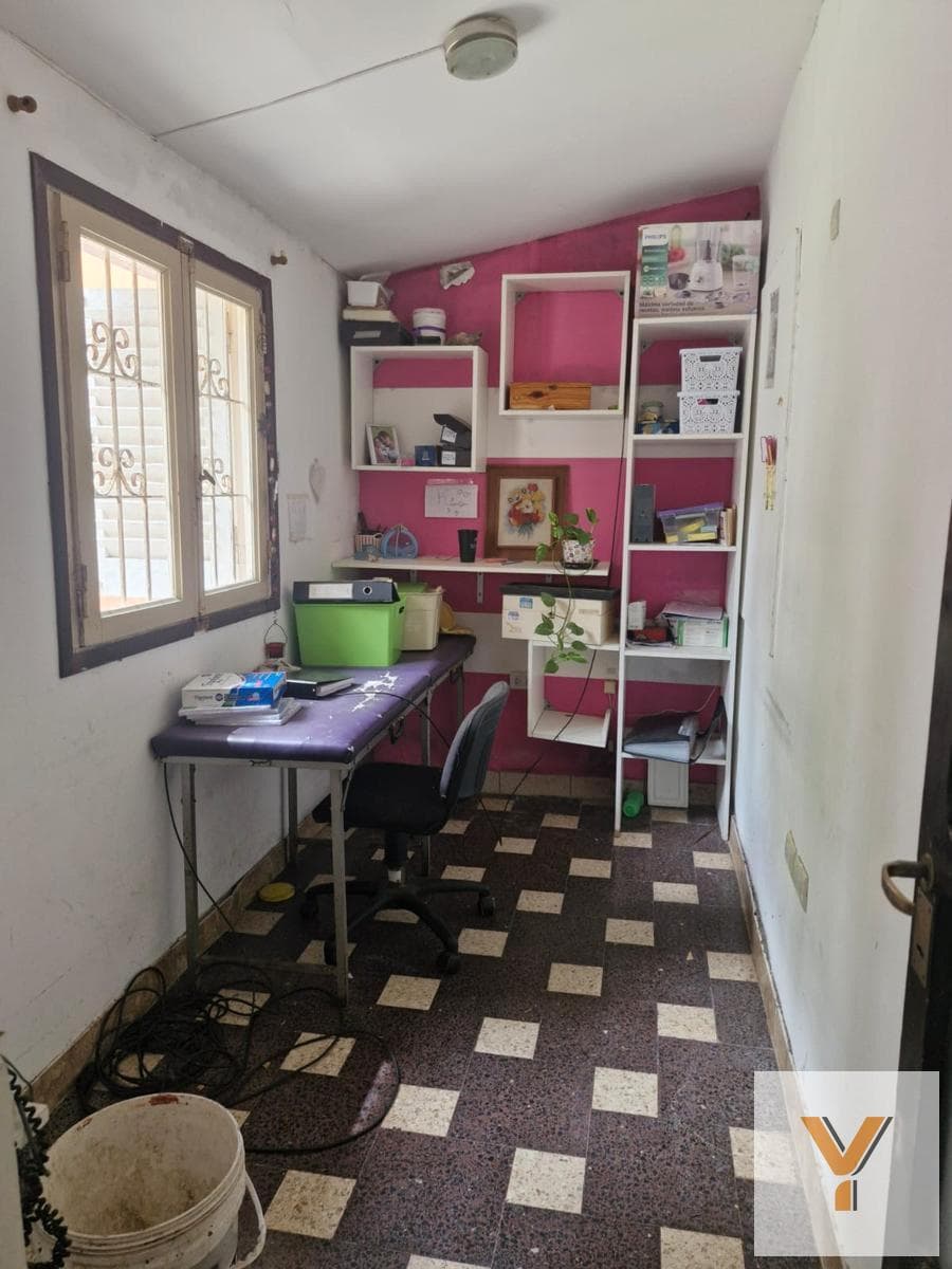 House for Sale - 3 Bedrooms, 2 Bathrooms - 410 m² - Mar del Plata