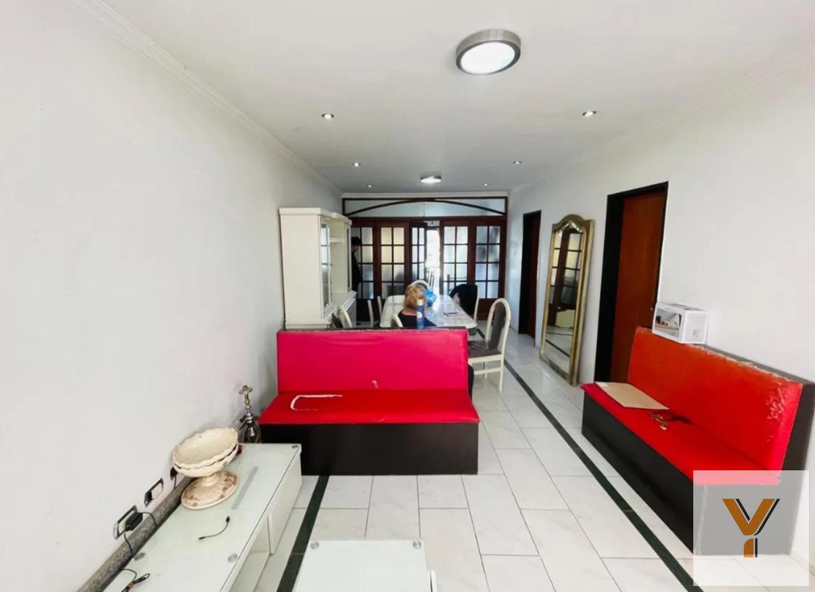 House for Sale - 4 Bedrooms, 2 Bathrooms - Garage - 400 m² - Los Hornos
