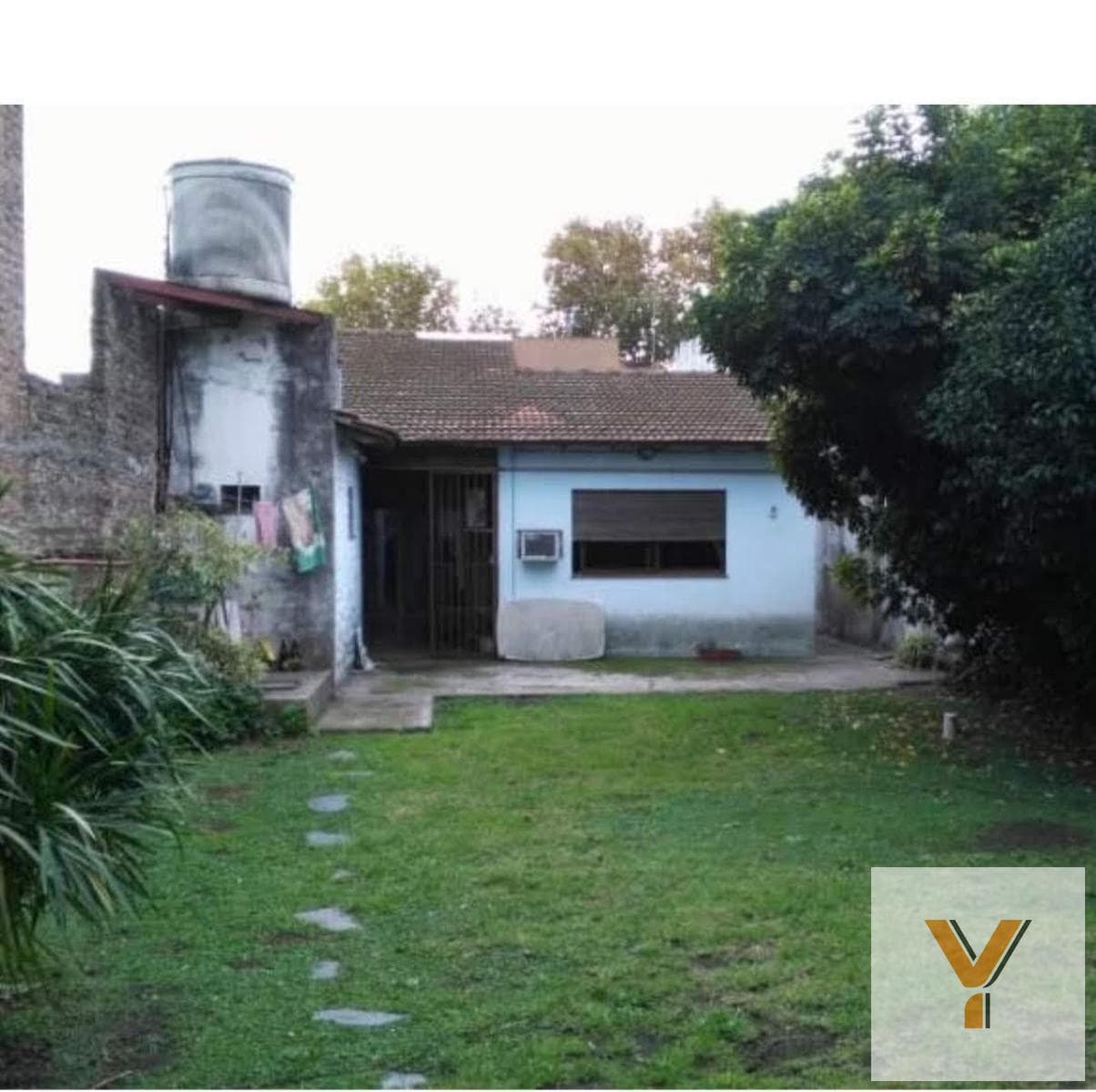 PH for sale - 2 bedrooms - 382 m² - Lanús West