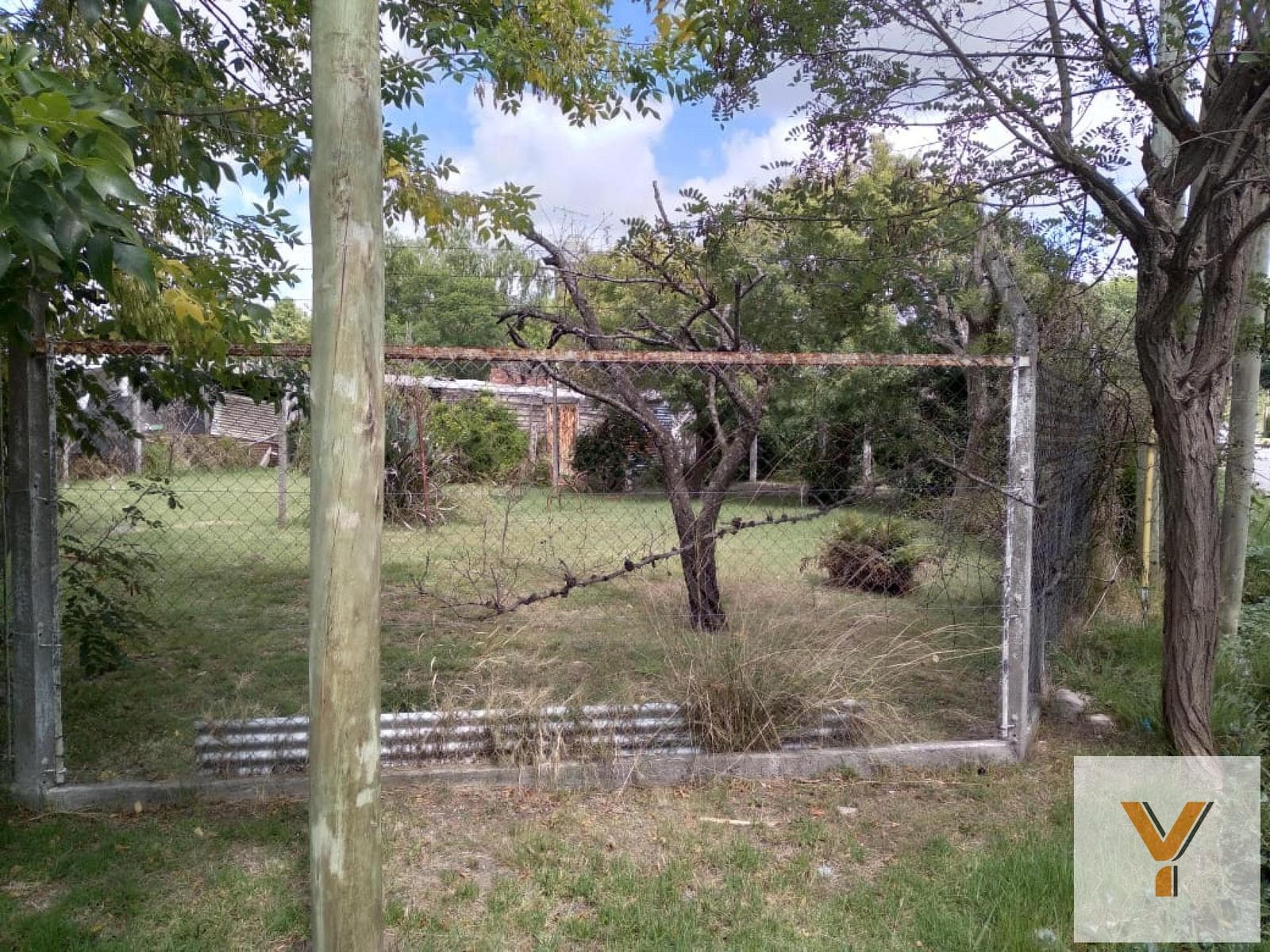 Land for Sale - 300 square meters - Villa Castell