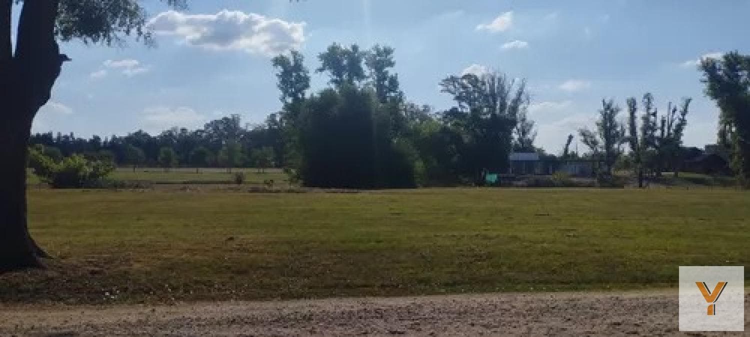Land for Sale - 2,002 m² - Luján