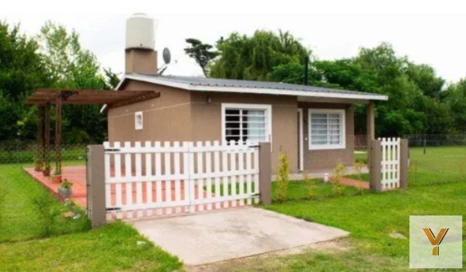 House for Sale - 2 Bedrooms, 1 Bathroom - 398 m² - Mar De Cobo