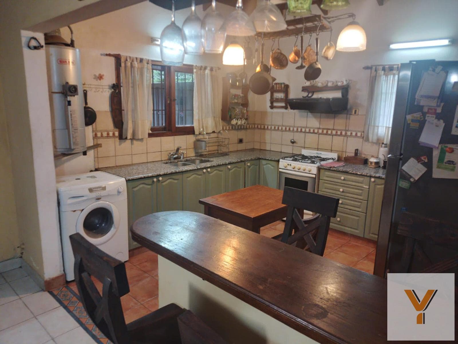 House for Sale - 2 Bedrooms, 1 Bathroom - 150 m² - La Plata