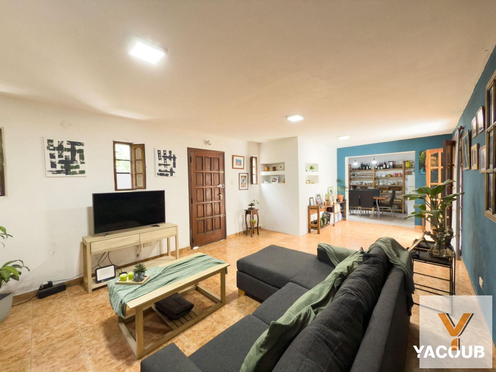 House for Sale - 4 Bedrooms, 2 Bathrooms - 400 m² - La Plata-Villa Elisa.