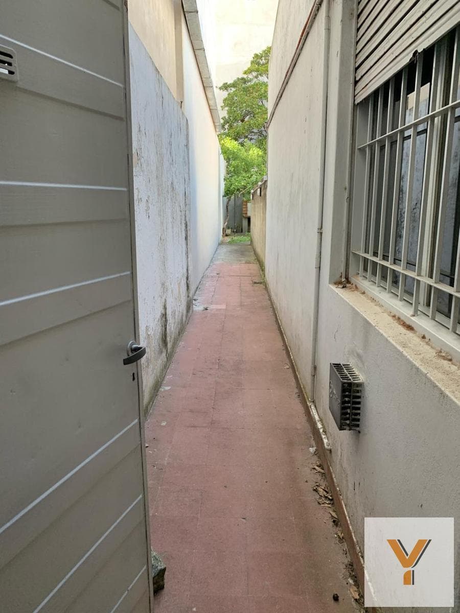 House for Sale - 3 Bedrooms, 2 Bathrooms - 240 m² - La Plata