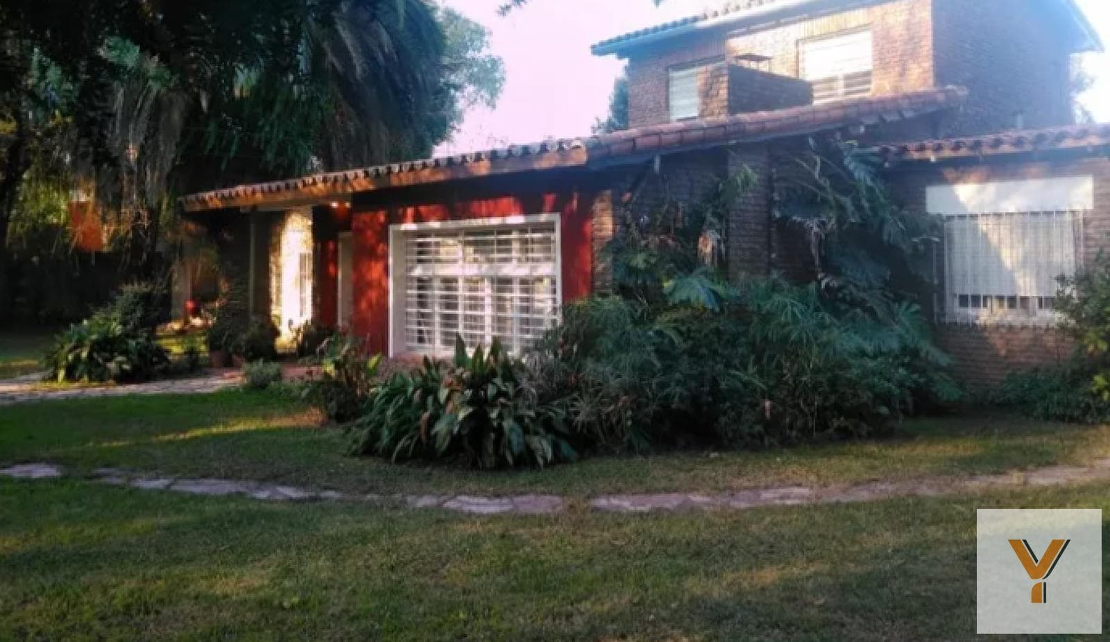 House for Sale - 3 Bedrooms, 2 Bathrooms - 1,339 square meters - San Miguel