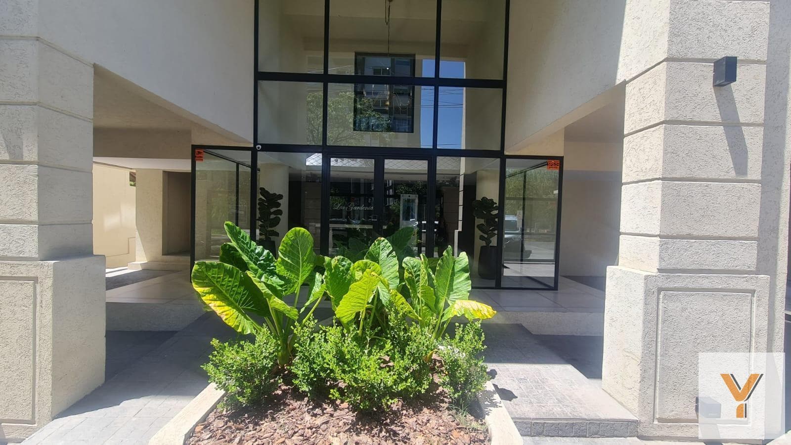 Apartment for Sale - 2 Bedrooms, 2 Bathrooms - Ituzaingó