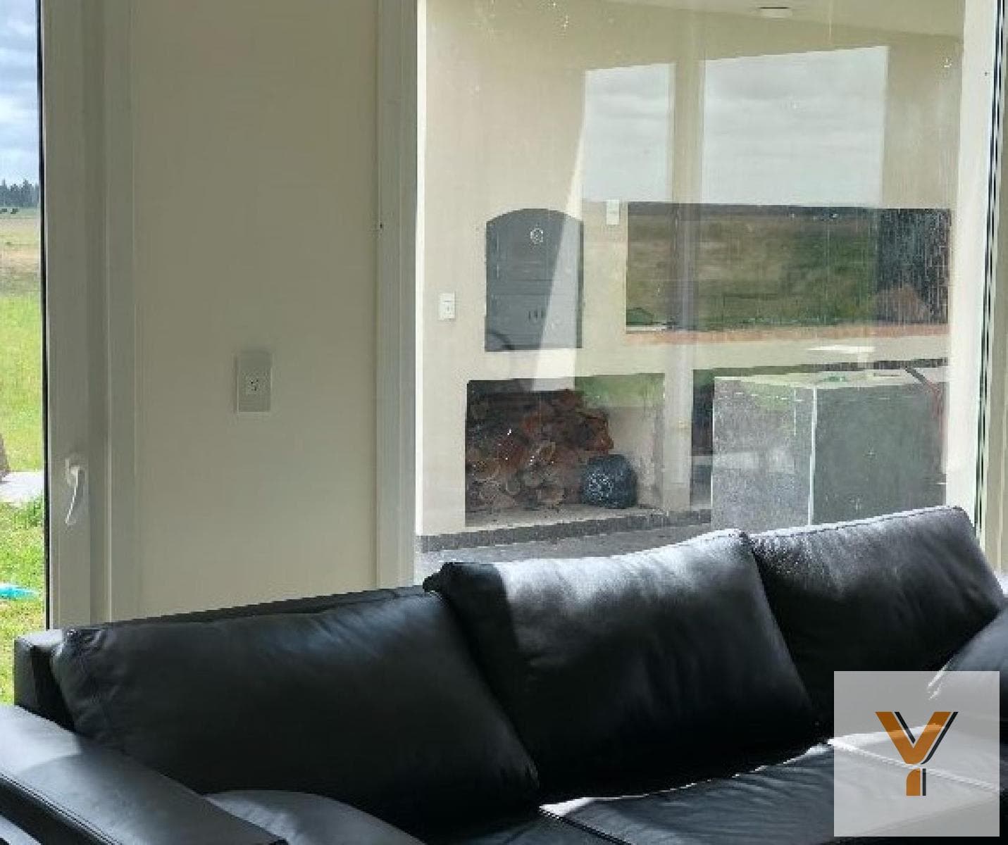 House for Rent - 3 Bedrooms, 2 Bathrooms - Coronel Brandsen