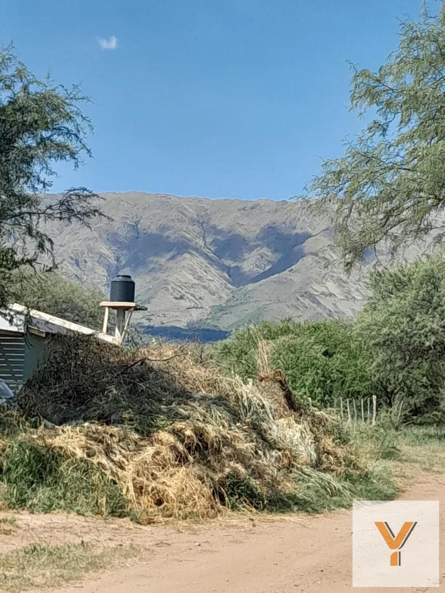 Land for Sale - 1,600 m² - Merlo