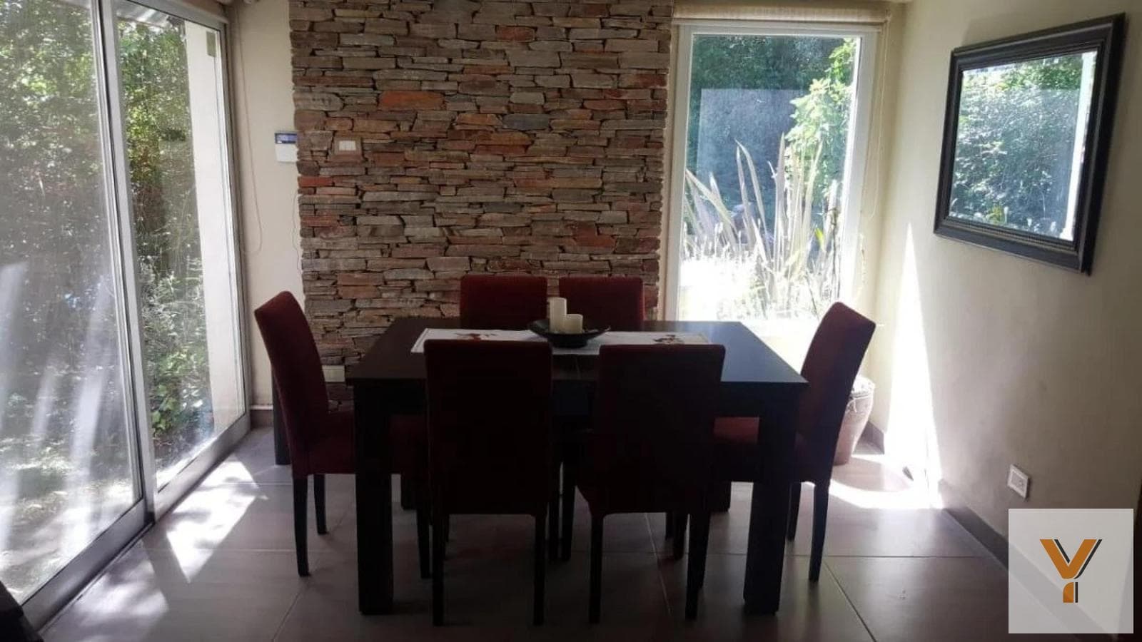 House for Sale - 2 Bedrooms, 2 Bathrooms - Exaltación de la Cruz