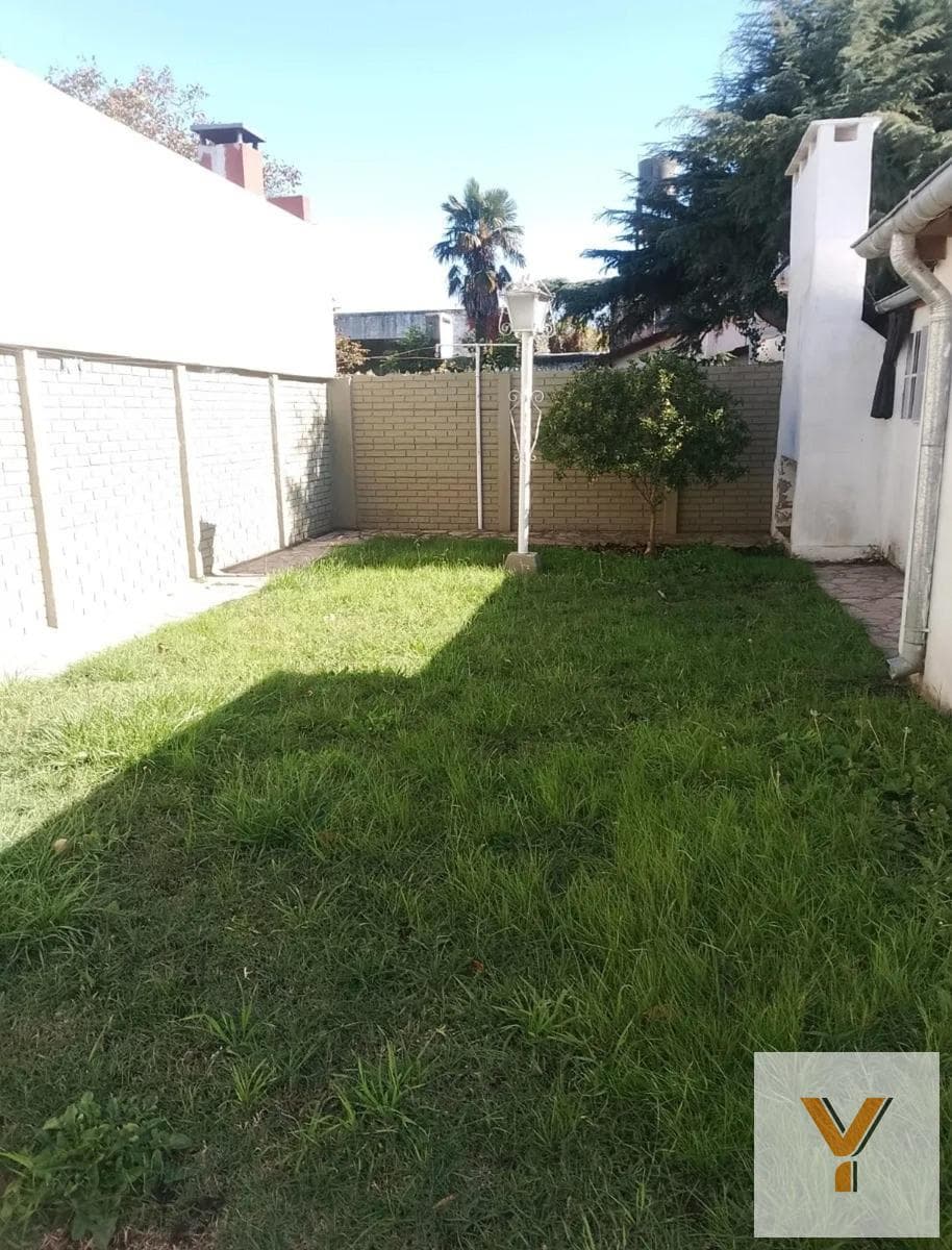 House for Sale - 2 Bedrooms, 2 Bathrooms - Blue