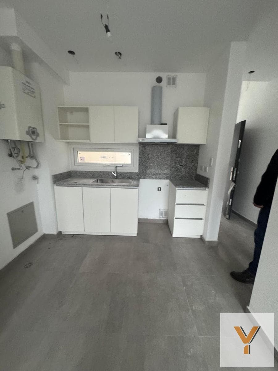 Apartment for Sale - 1 Bedroom, 2 Bathrooms - Tandil