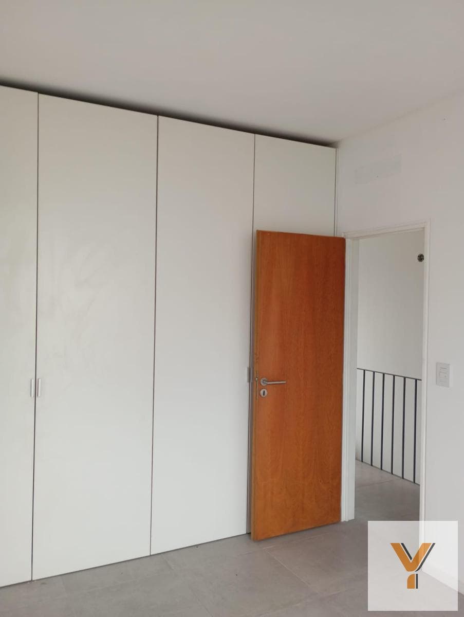 Duplex for Sale - 2 Bedrooms, 1 Bathroom - Castelar