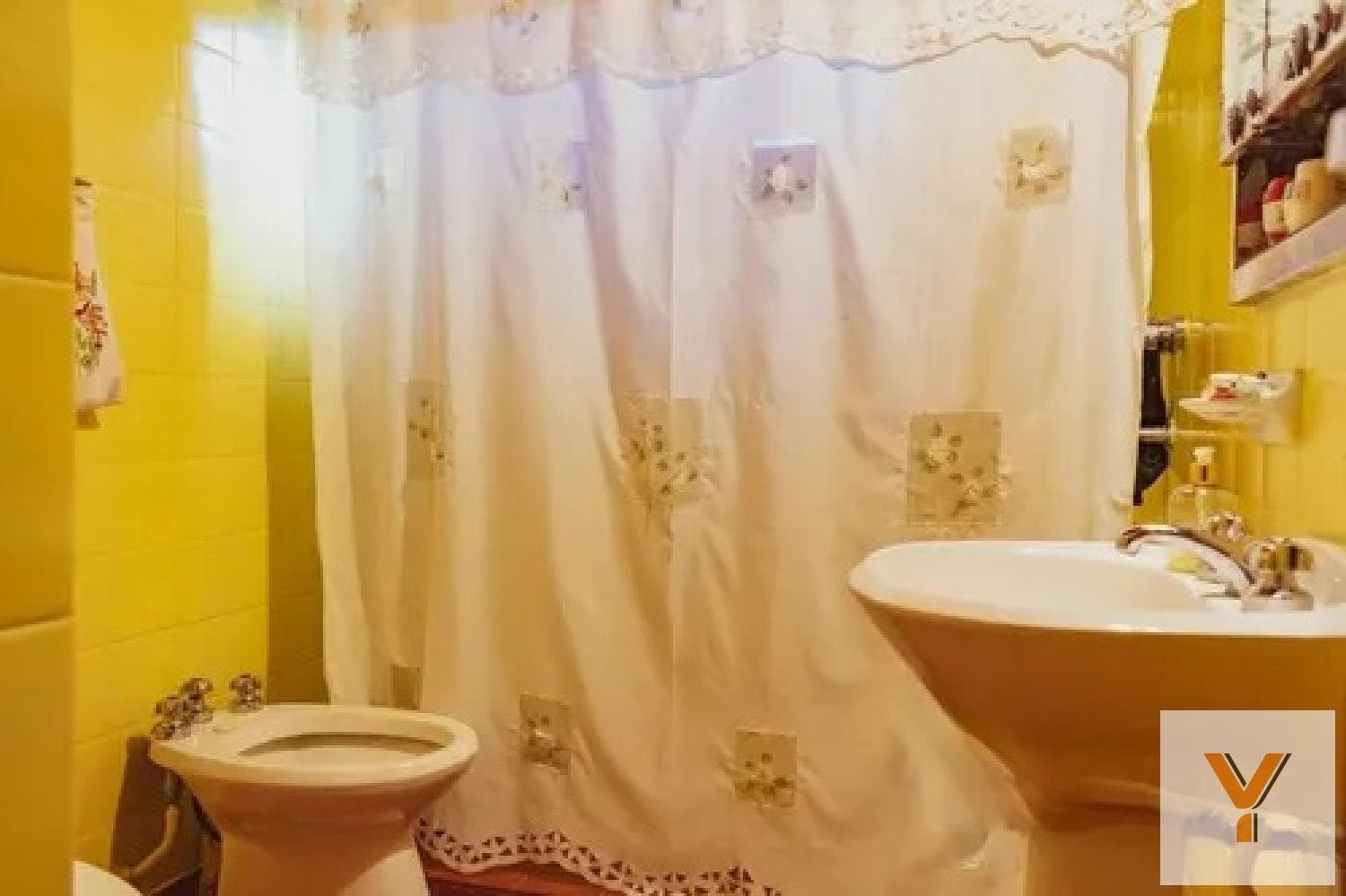 House for Sale - 3 Bedrooms, 2 Bathrooms - Villa Gesell