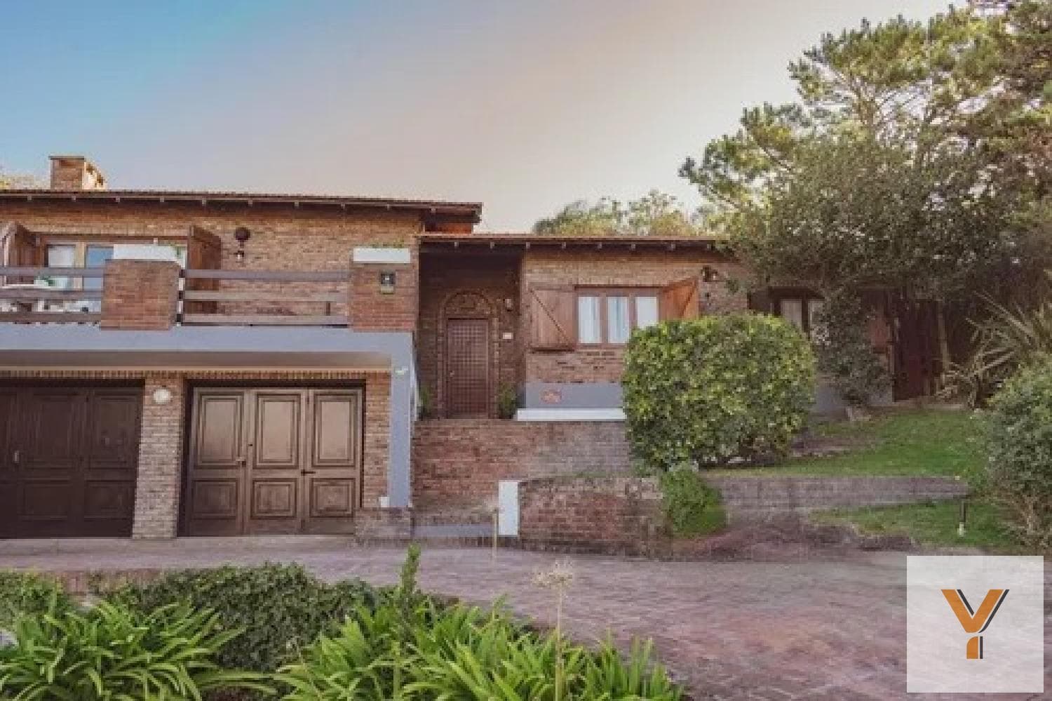 House for Sale - 3 Bedrooms, 2 Bathrooms - Villa Gesell
