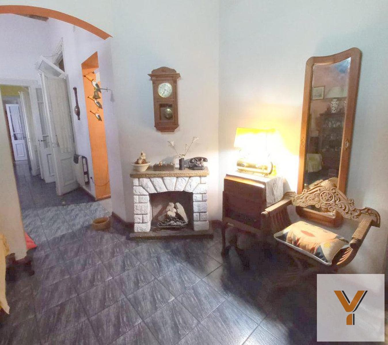 Condominium for Sale - 5 Bedrooms, 3 Bathrooms - Barracas