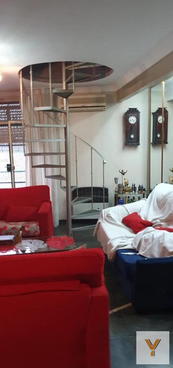 Condominium for Sale - 3 Bedrooms, 1 Bathroom - Barracas