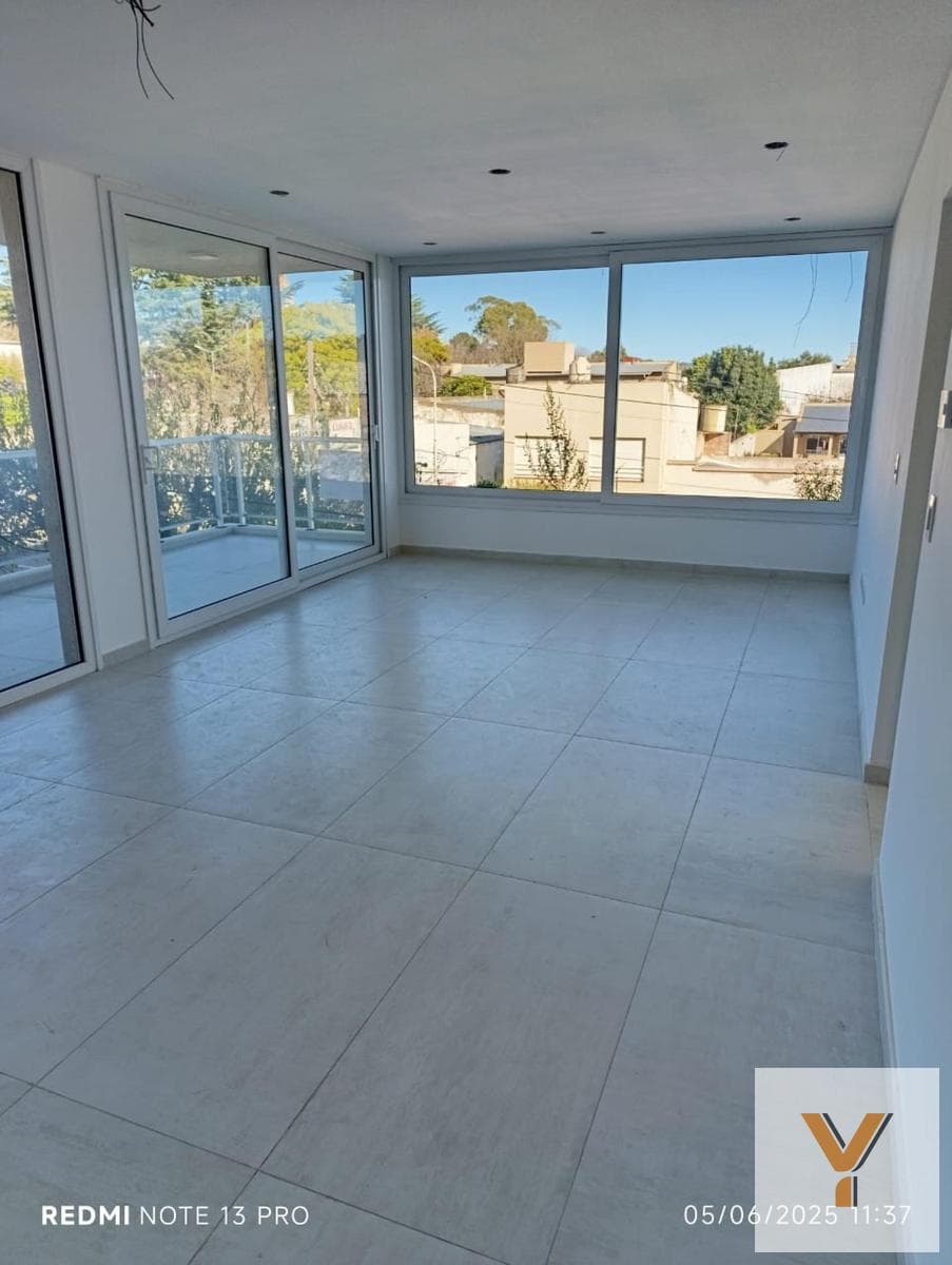 Departamento en venta - 2 Dormitorios 2 Baños - Tandil