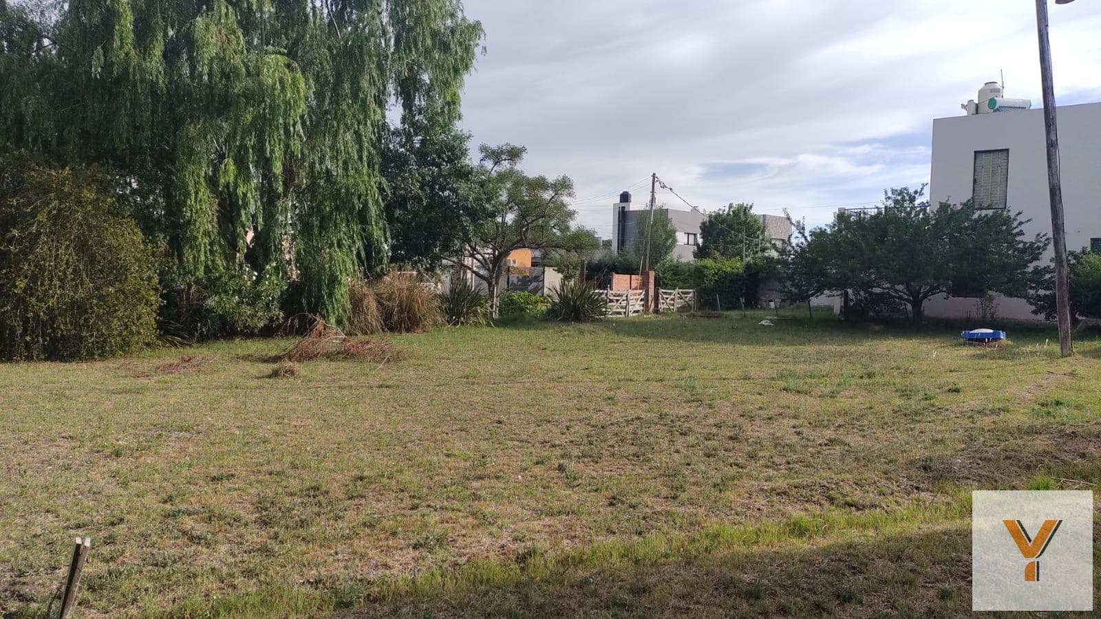 Land for Sale - 900 square meters - Villa Parque Sicardi