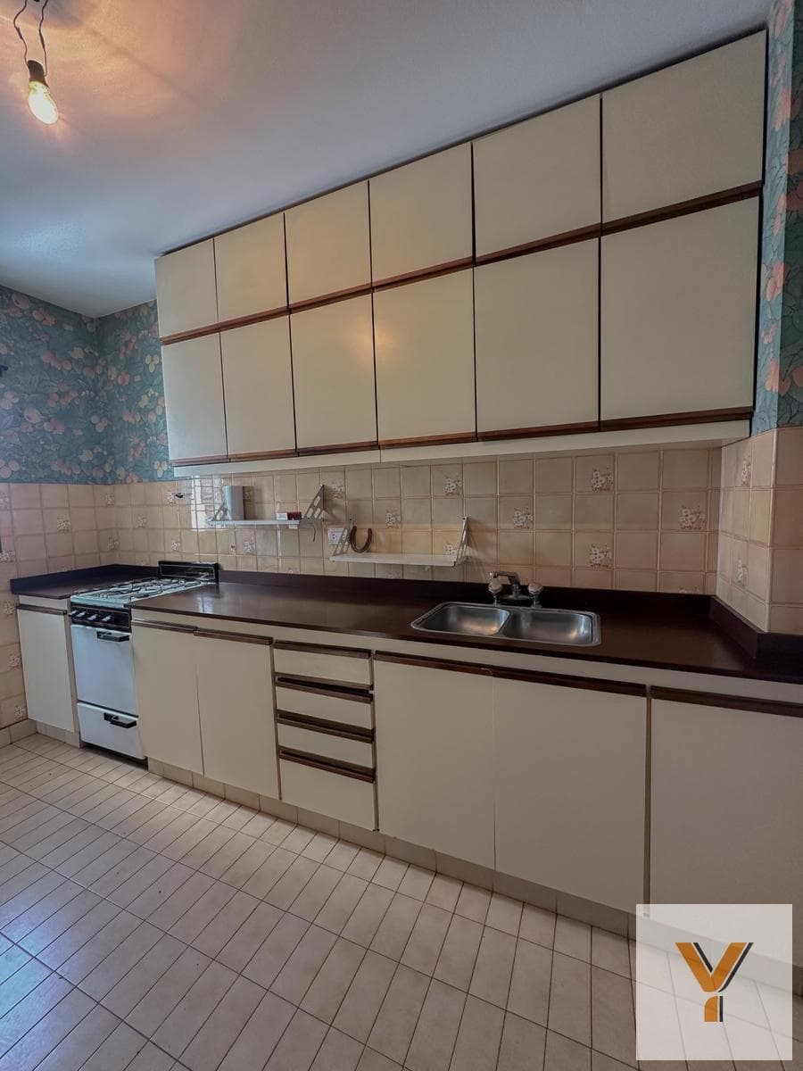 Apartment for Sale - 2 Bedrooms, 1 Bathroom - Morón