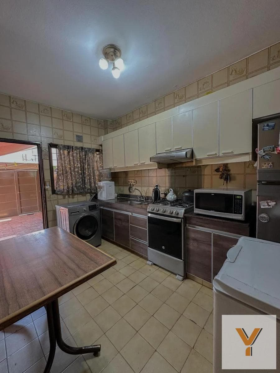 House for Sale - 2 Bedrooms, 2 Bathrooms - Morón