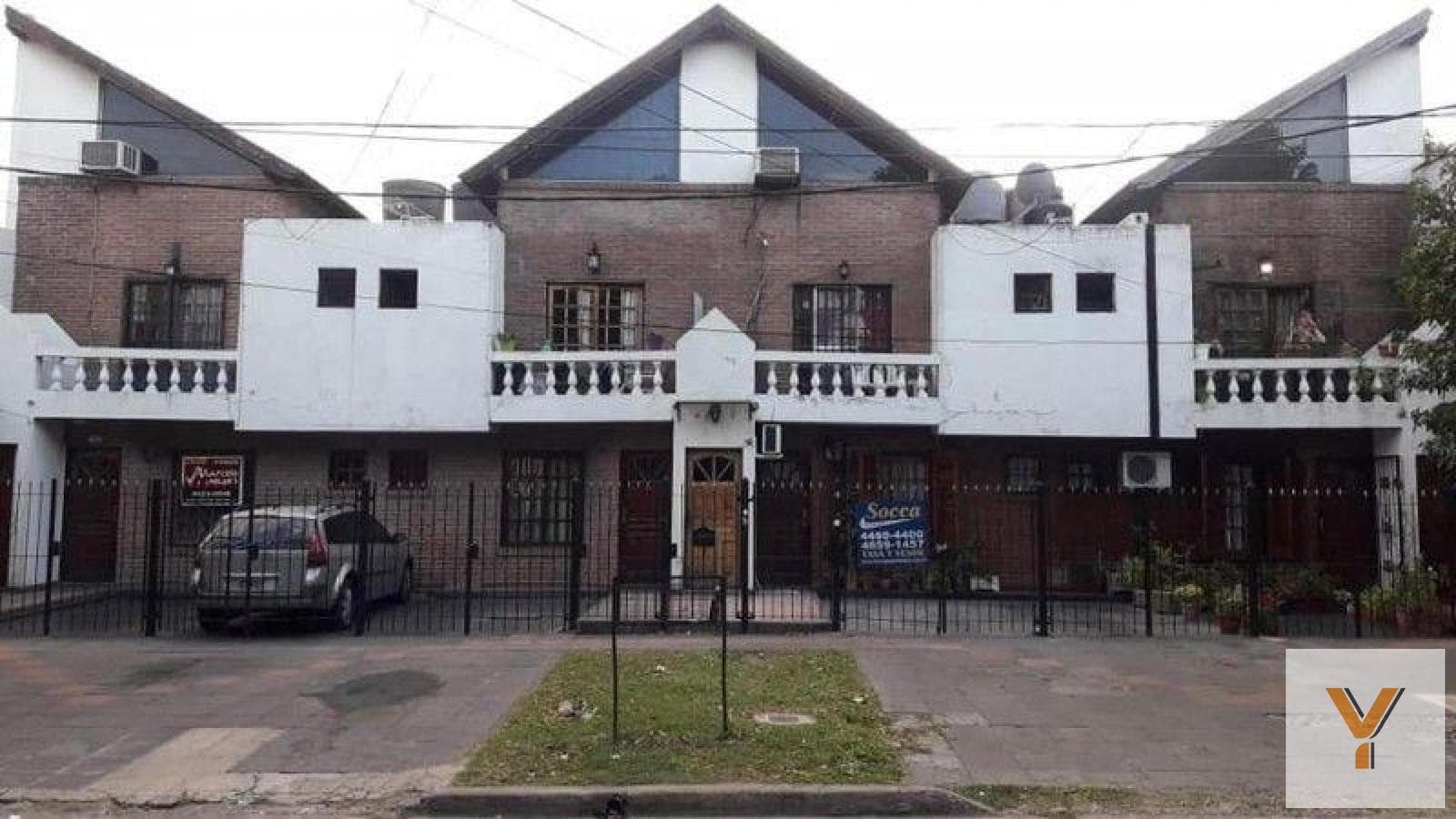 Duplex for Sale - 2 Bedrooms, 1 Bathroom - Morón