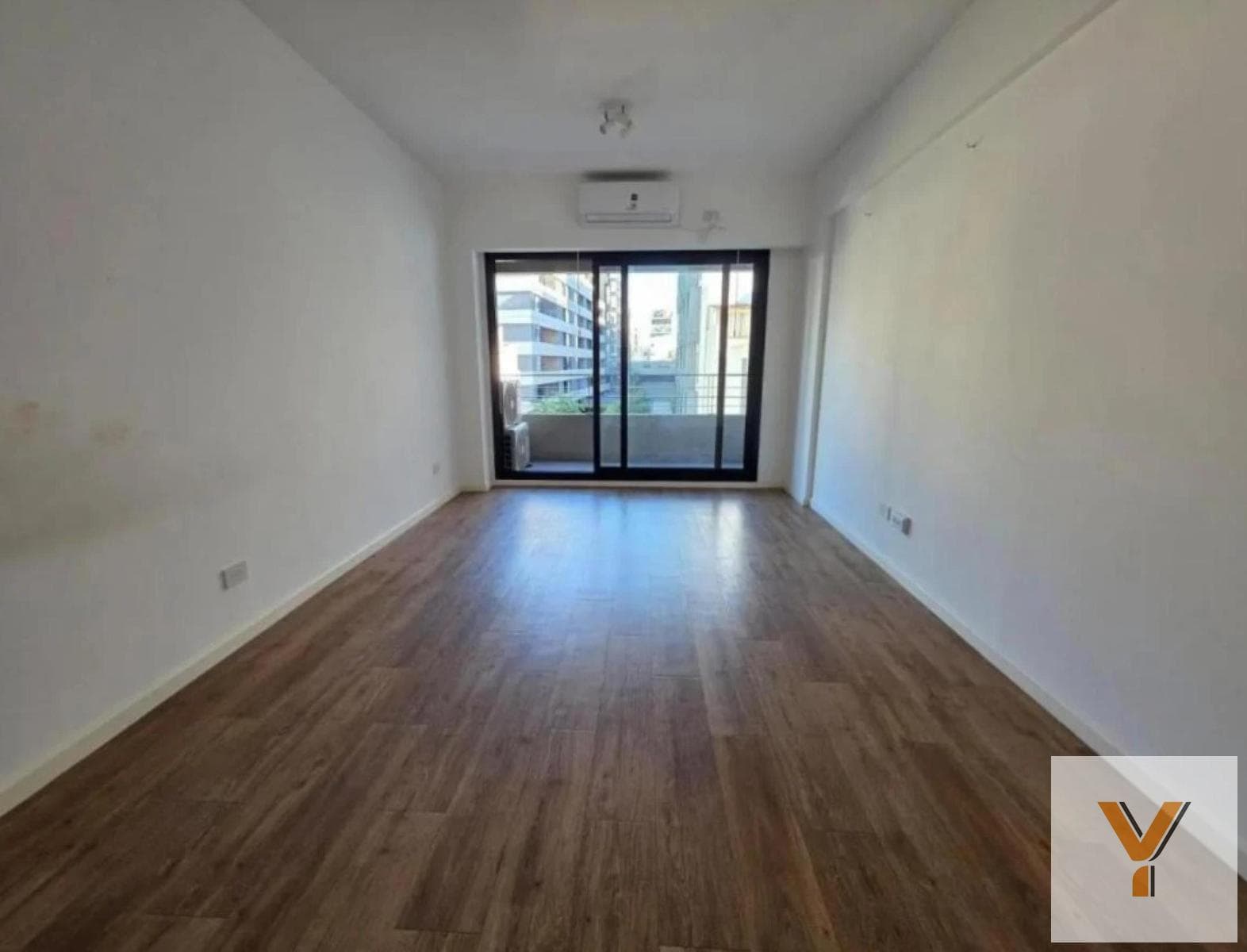 Apartment for Sale - 1 Bedroom, 1 Bathroom - Flores