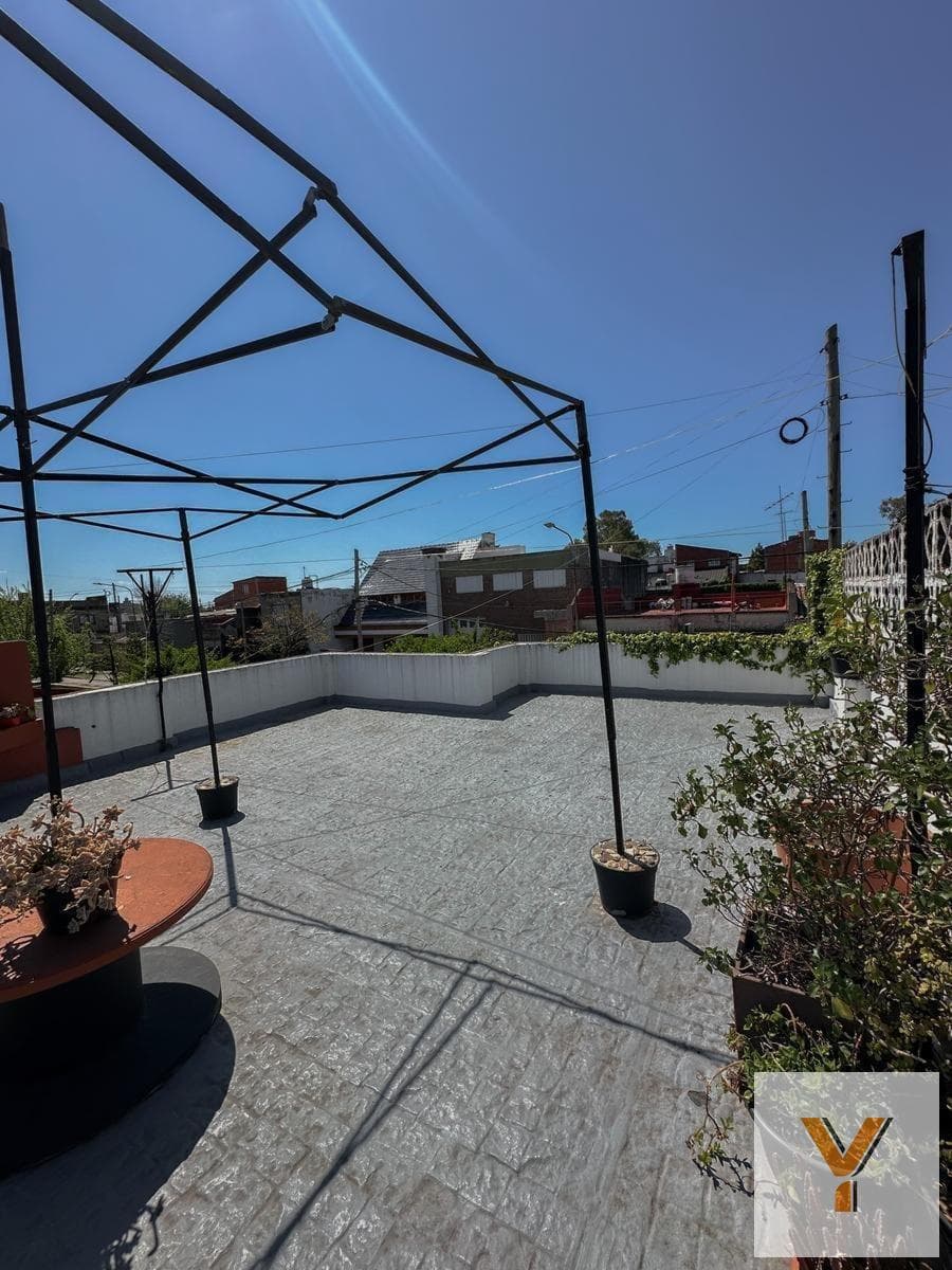 House for Sale - 2 Bedrooms, 1 Bathroom - El Palomar