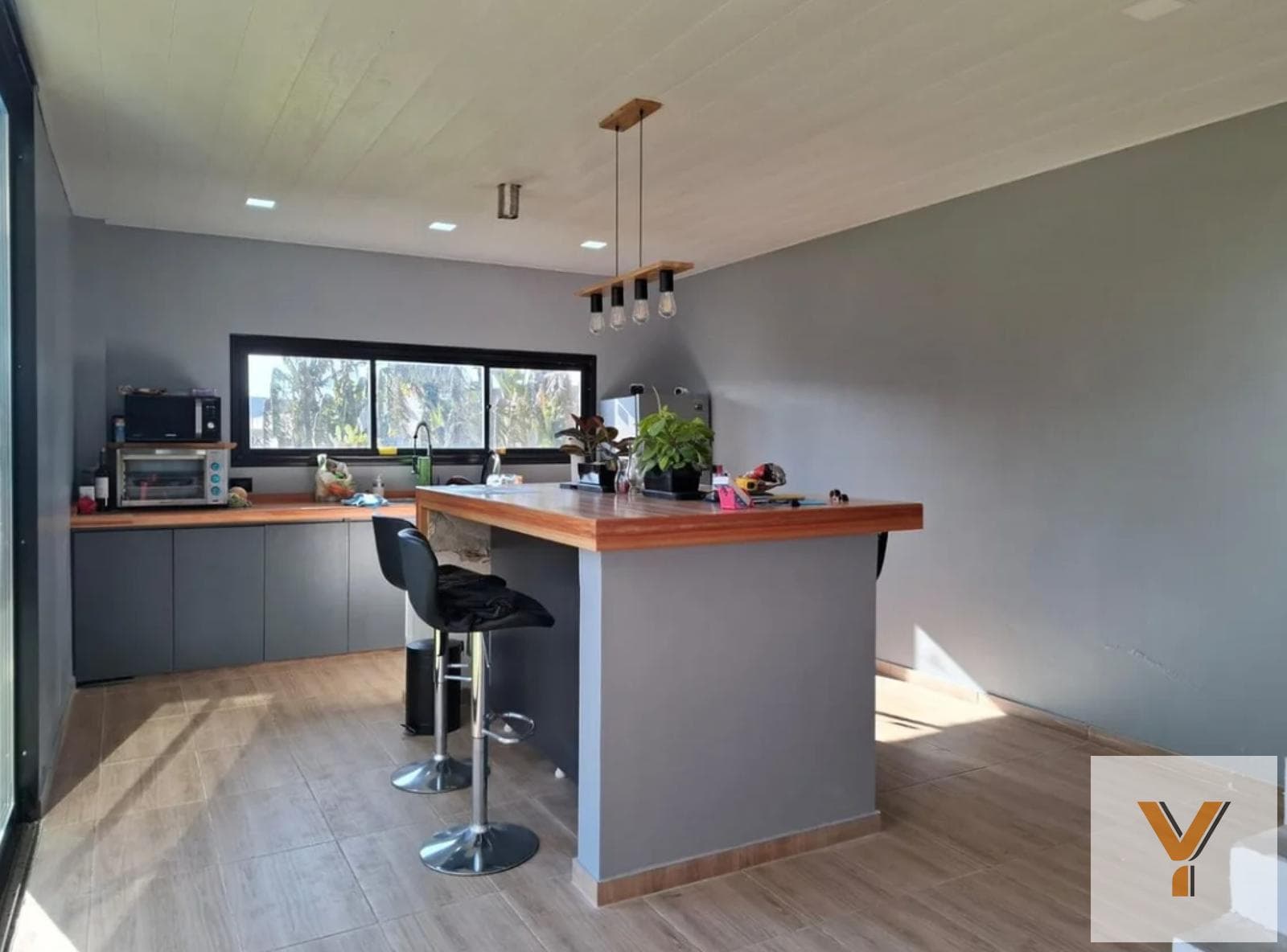 House for Sale - 4 Bedrooms, 4 Bathrooms - Los Hornos