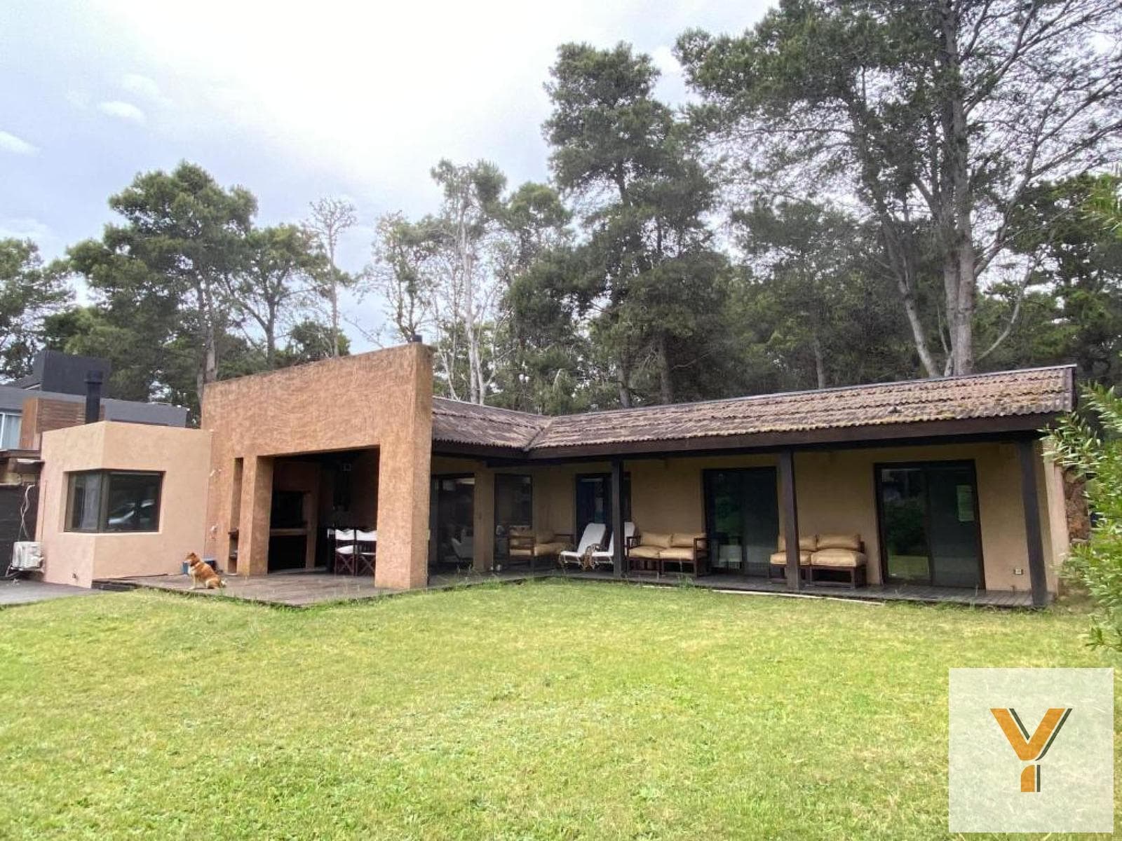 House for Sale - 4 Bedrooms, 3 Bathrooms - Mar Azul