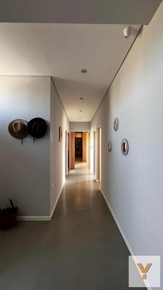 House for Sale - 3 Bedrooms, 3 Bathrooms - Pilar