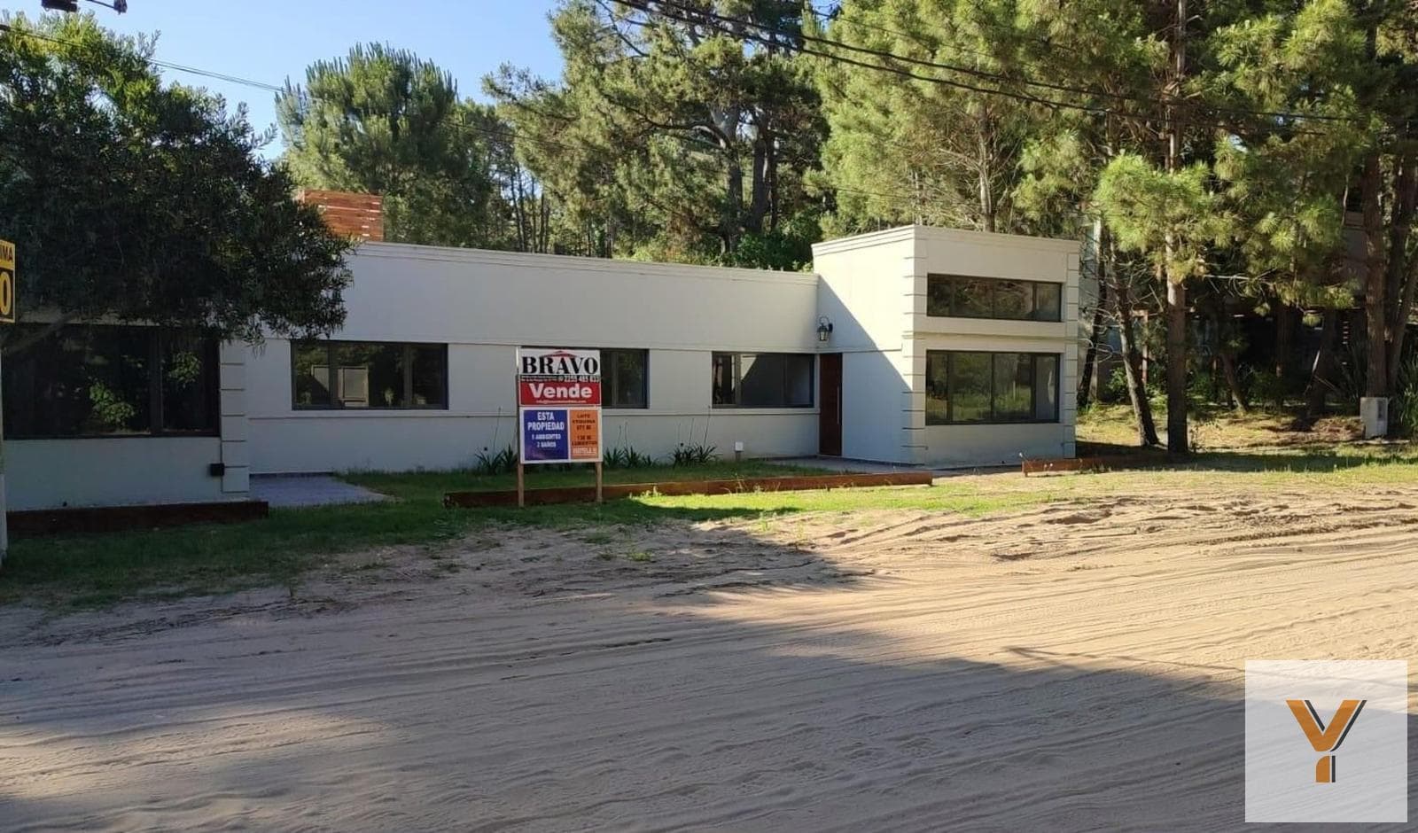 House for Sale - 3 Bedrooms, 2 Bathrooms - Mar de las Pampas