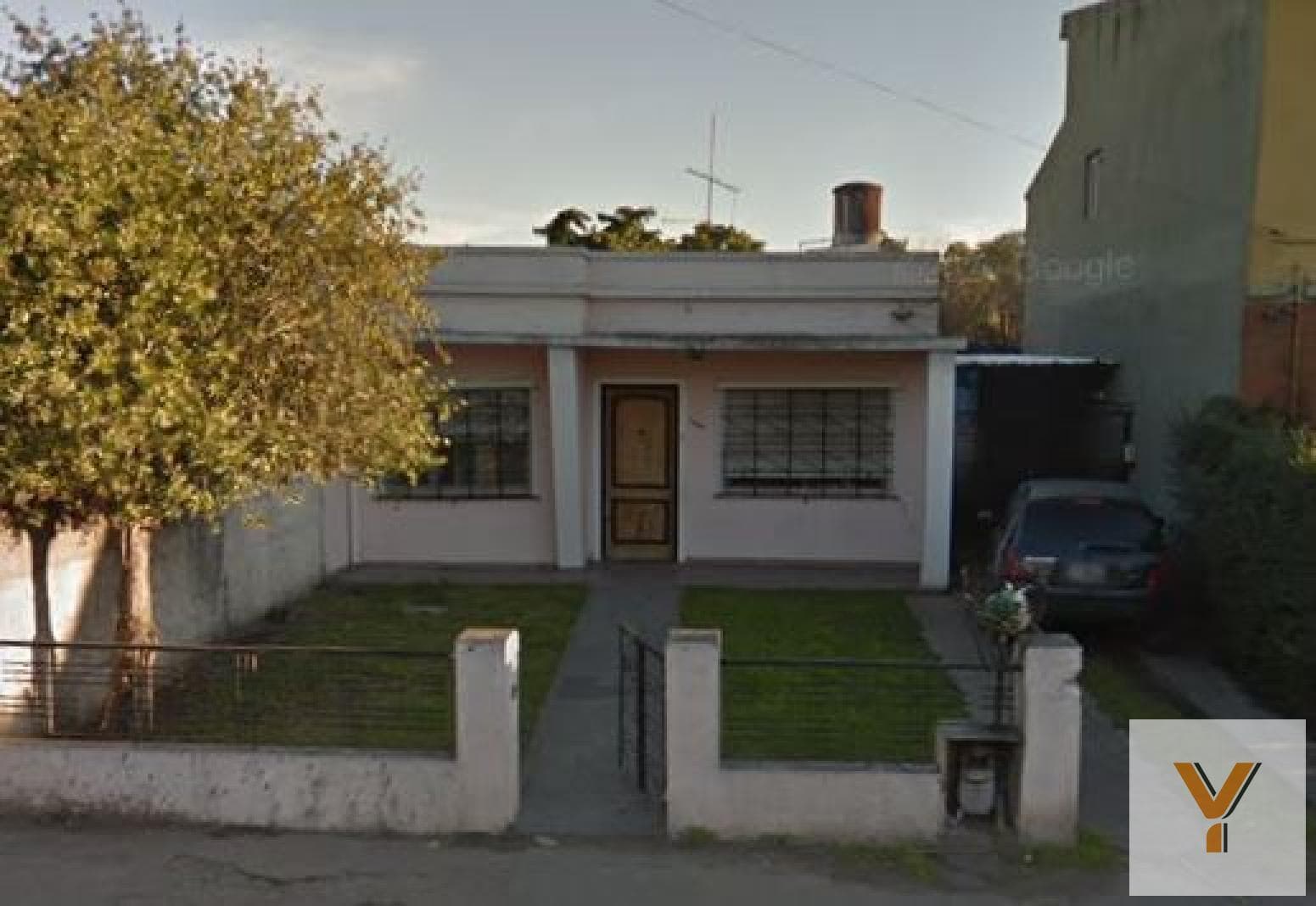 House for Sale - 3 Bedrooms, 2 Bathrooms - Hurlingham