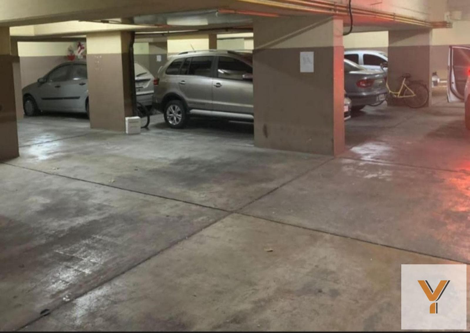 Garage for sale - 37 square meters - Almagro